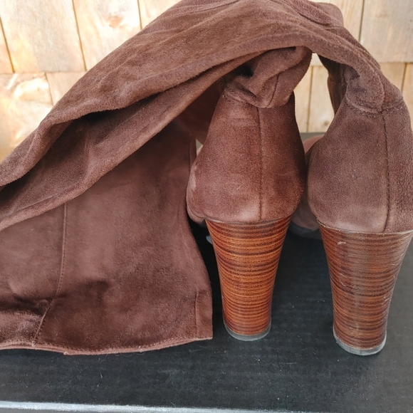 Charles David brown suede slouchy tall boots, size 11 - Picture 2 of 6